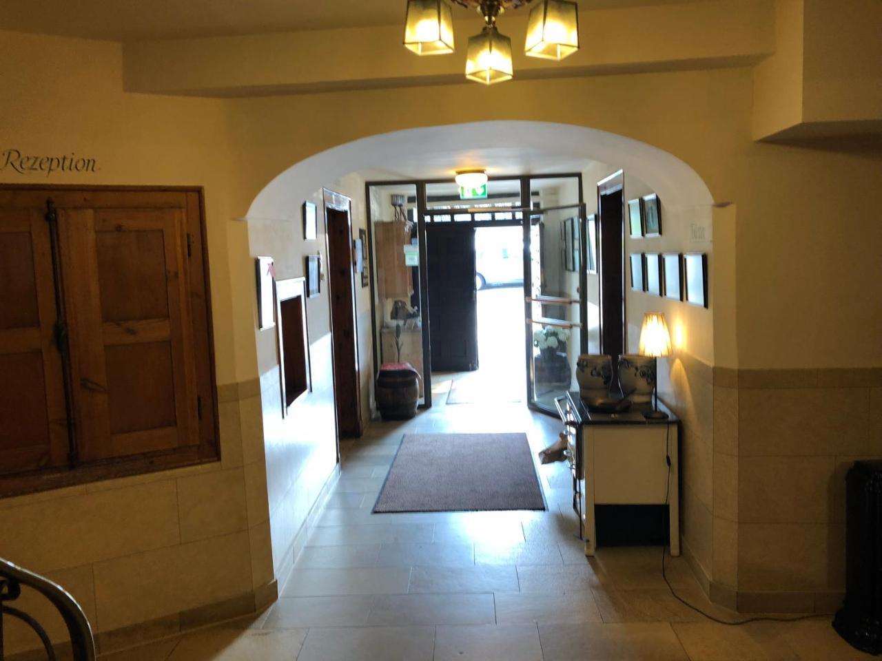 Brauereigasthof Und Hotel Maierbraeu Altomünster Extérieur photo
