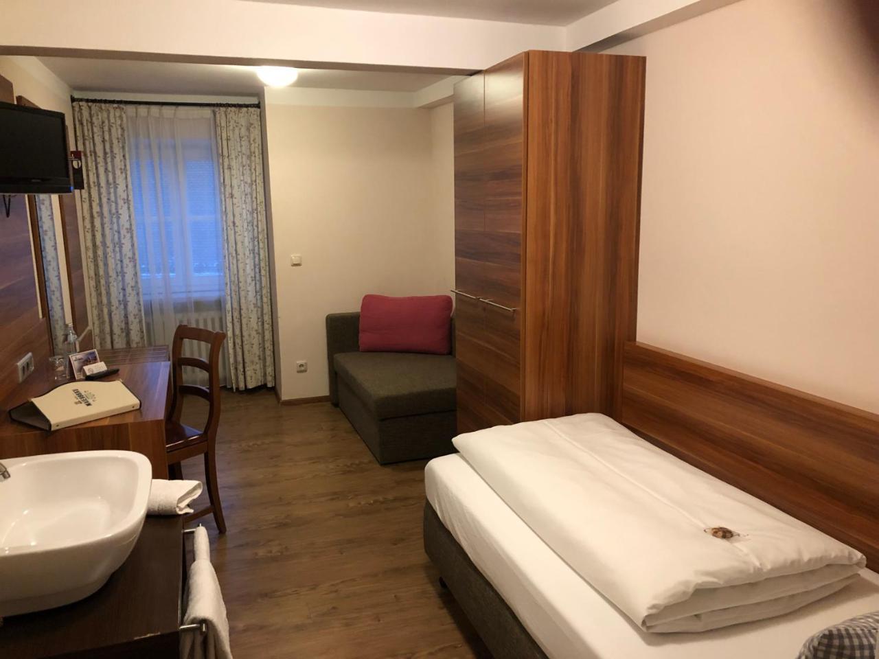 Brauereigasthof Und Hotel Maierbraeu Altomünster Chambre photo